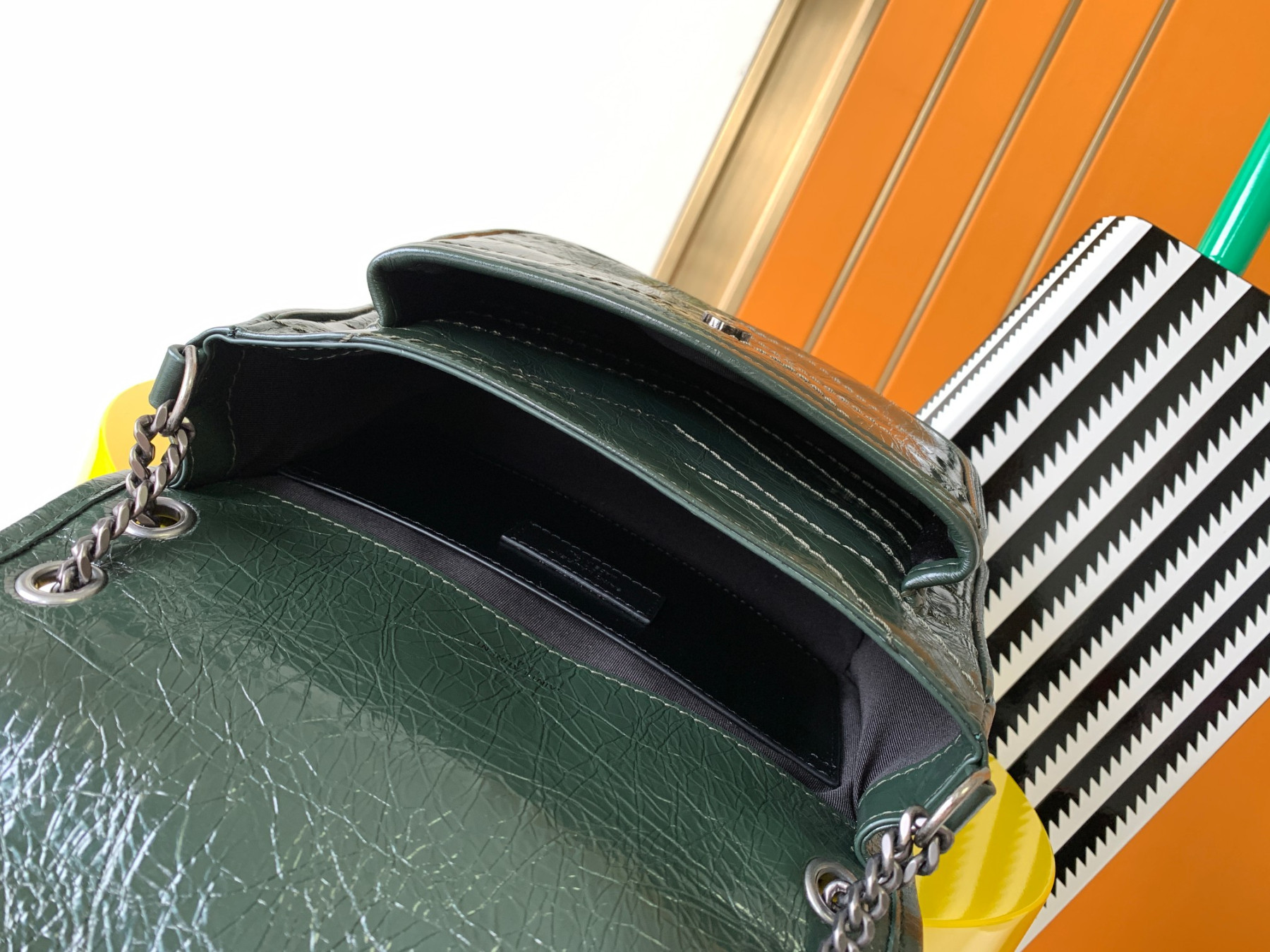 Y51 NIKI BABY IN VINTAGE LEATHER DARK GREEN 8.2 X 6 X 2.9 INCHES