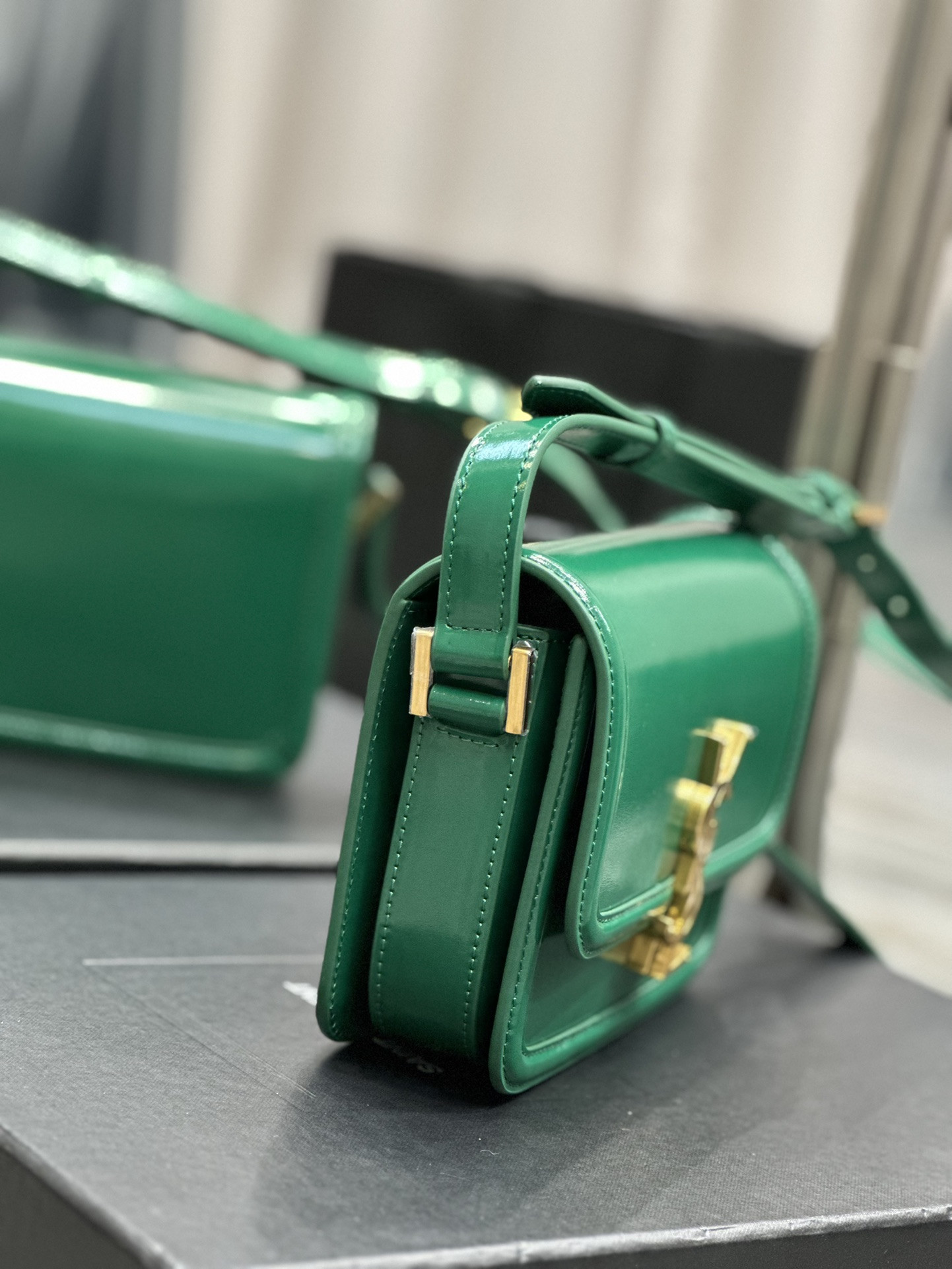 Y51 SOLFERINO SMALL SATCHEL IN BOX Sa1nt Lau*nt GREEN 7.4 X 5.1 X 1.9 INCHES