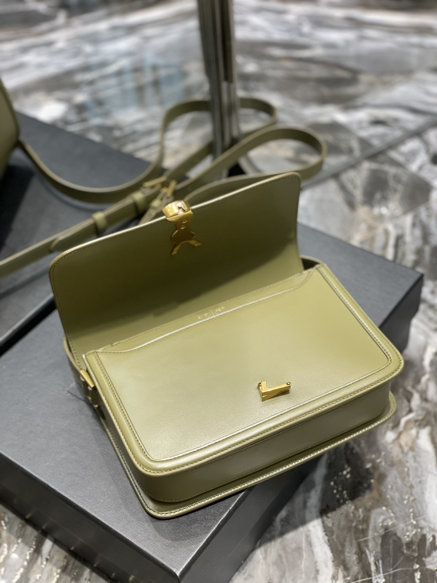 Y51 SOLFERINO MEDIUM SATCHEL IN BOX Sa1nt Lau*nt Avocado GREEN 9.1 X 6.3 X 2.4 INCHES