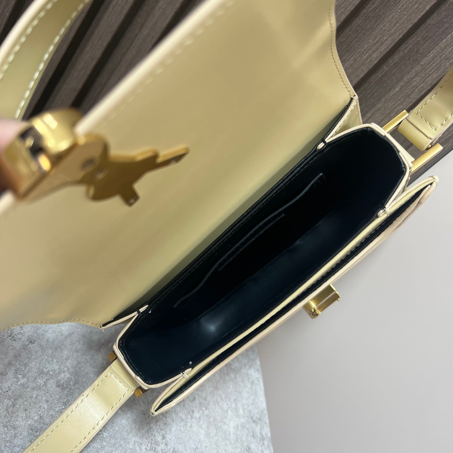 Y51 SOLFERINO SMALL SATCHEL IN BOX Sa1nt Lau*nt YELLOW 7.4 X 5.1 X 1.9 INCHES