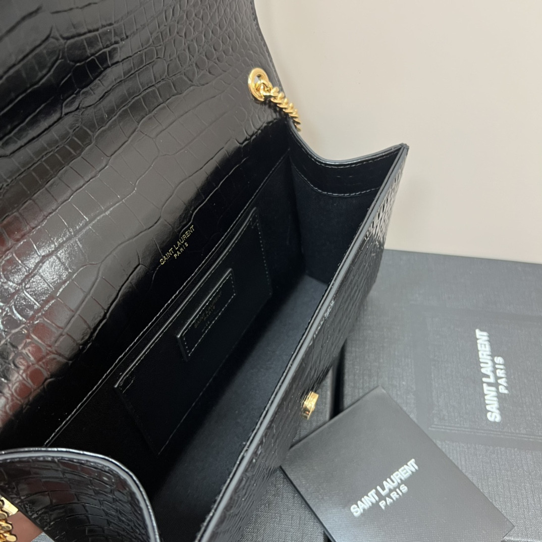 Y51 KATE MEDIUM IN CROCODILE-EMBOSSED LEATHER BLACK 9.4 X 5.7 X 2.1 INCHES