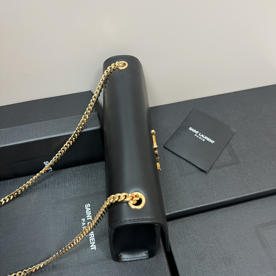 Y51 KATE MEDIUM IN SMOOTH LEATHER BLACK 9.4 X 5.7 X 2.1 INCHES