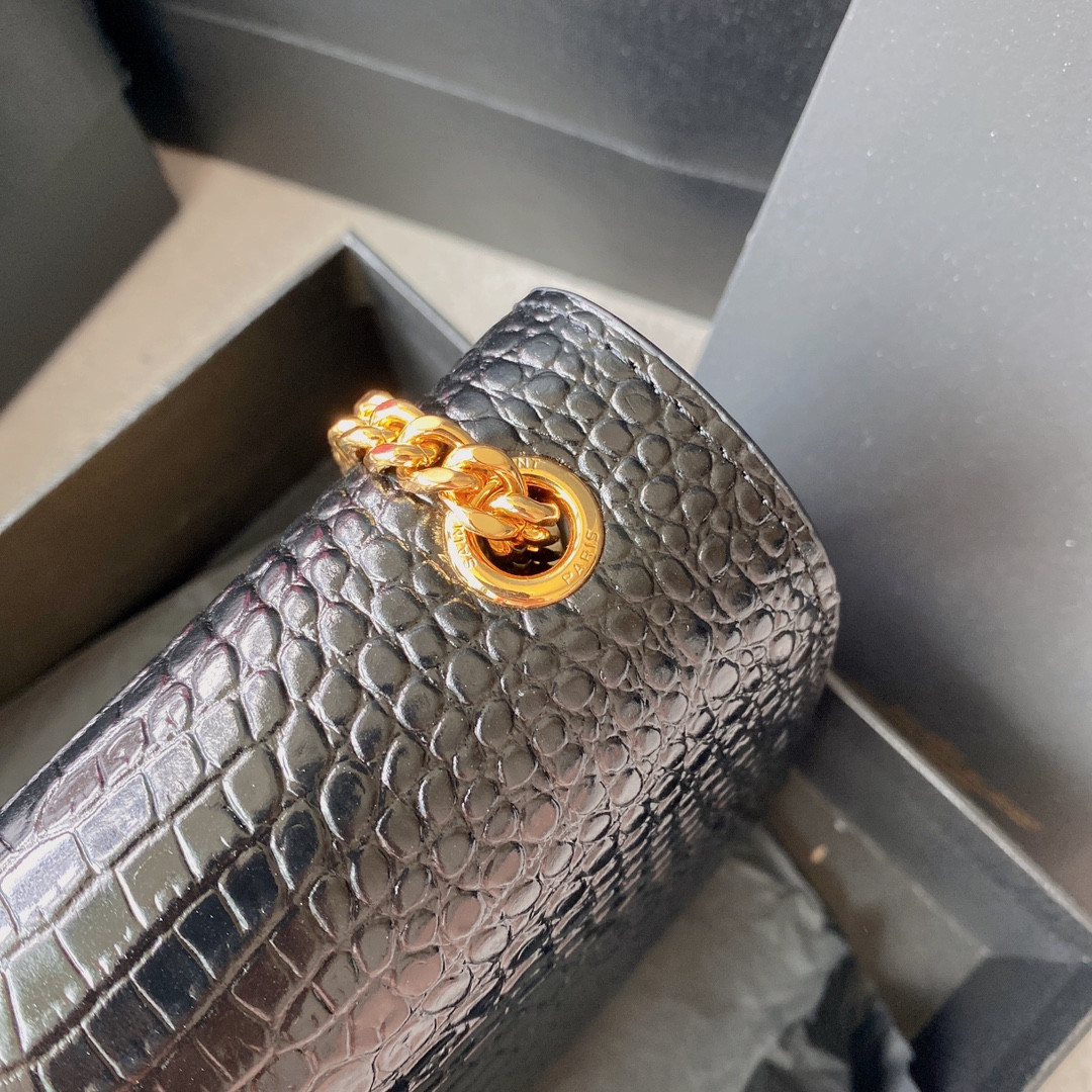 Y51 KATE MEDIUM TASSEL IN CROCODILE-EMBOSSED LEATHER BLACK 9.4 X 5.7 X 2.1 INCHES