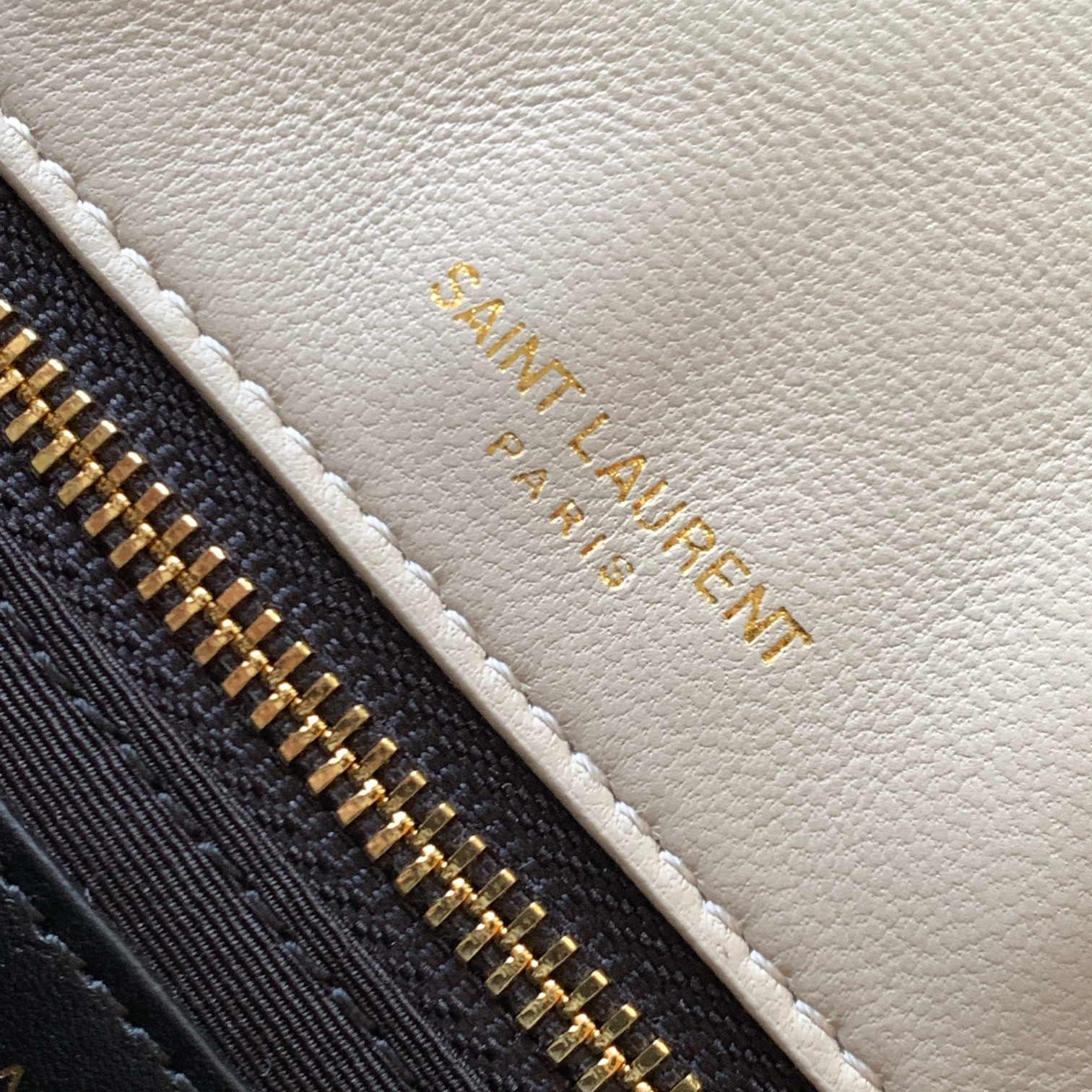 Y51 KATE 99 IN QUILTED NAPPA LEATHER WHITE 10.2 X 5.3 X 1.7 INCHES