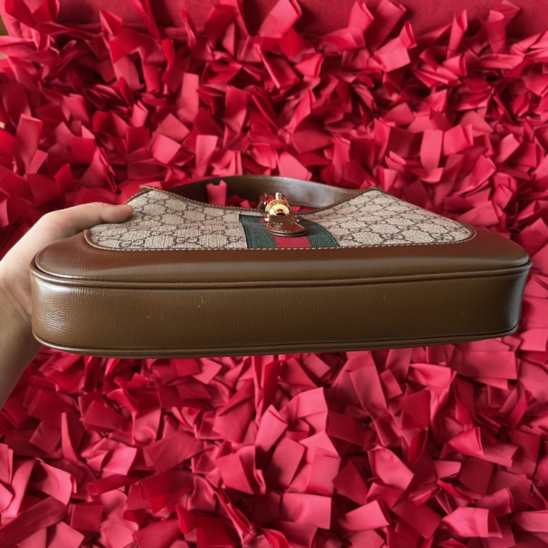 Gvc*1 JACKIE SMALL SHOULDER BAG 10.8"W x 7.5"H x 1.6"D