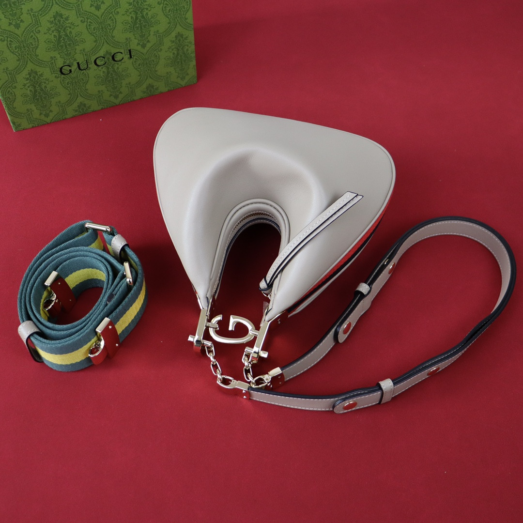 Gvc*1 ATTACHE SMALL SHOULDER BAG GRAY 9"W x 8.7"H x 2"D