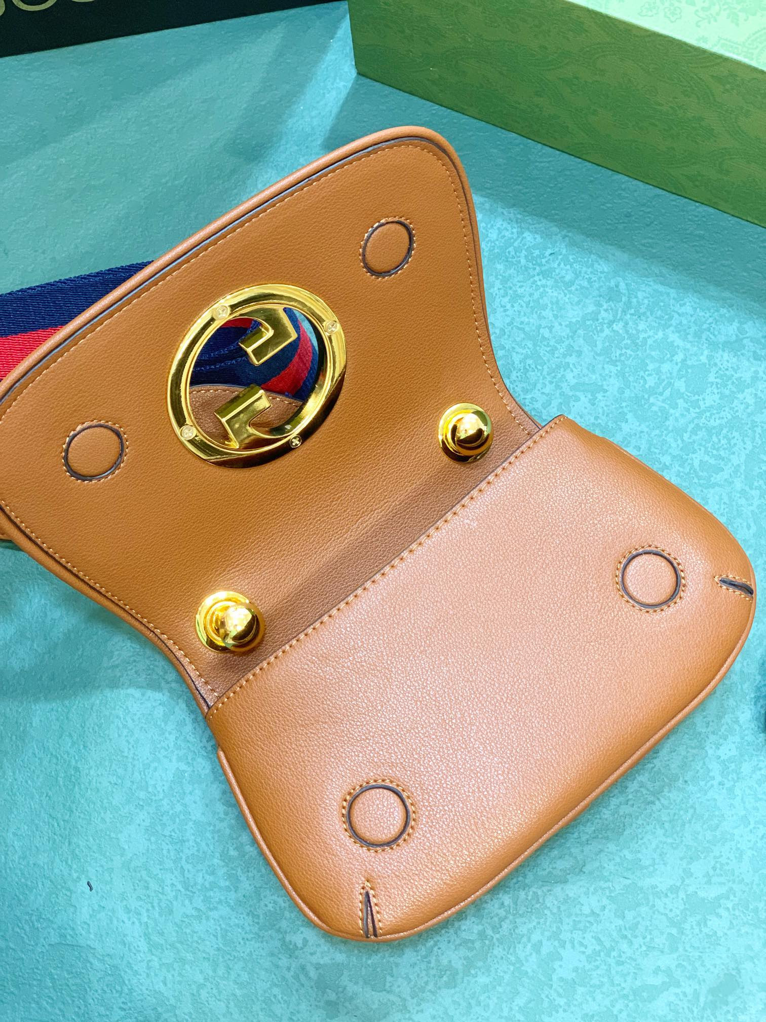 Gvc*1 BLONDIE MINI BAG COFFEE 8.7"W x 5.1"H x 2.2"D