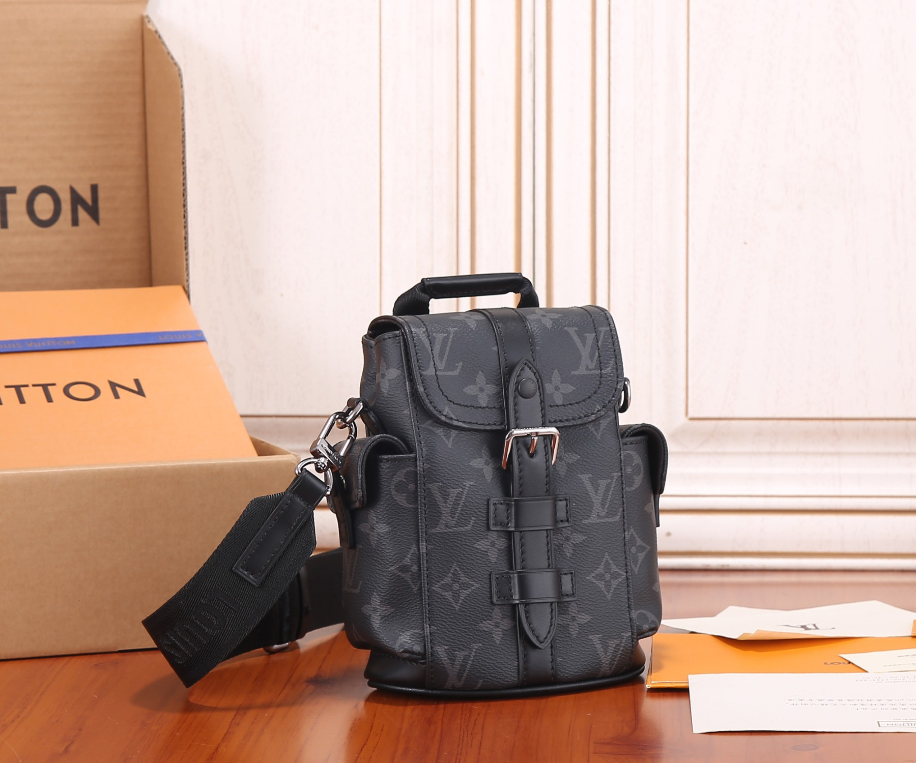 L0vis Vvtt0n LV M82769 Nano Christopher 14 x 19 x 6 cm