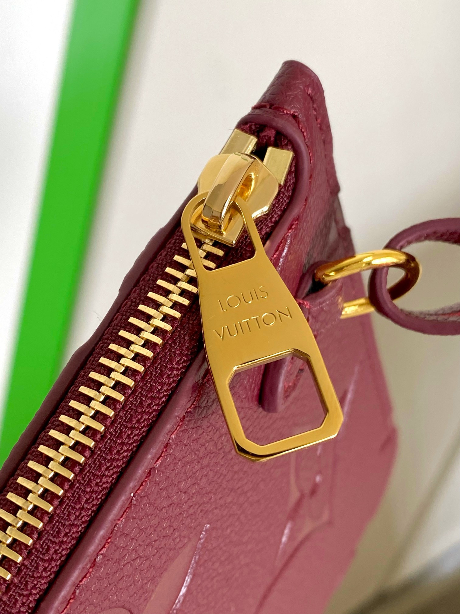 LV M46599 Neverfull MM 12.6 x 11.4 x 6.7 inches Without Box