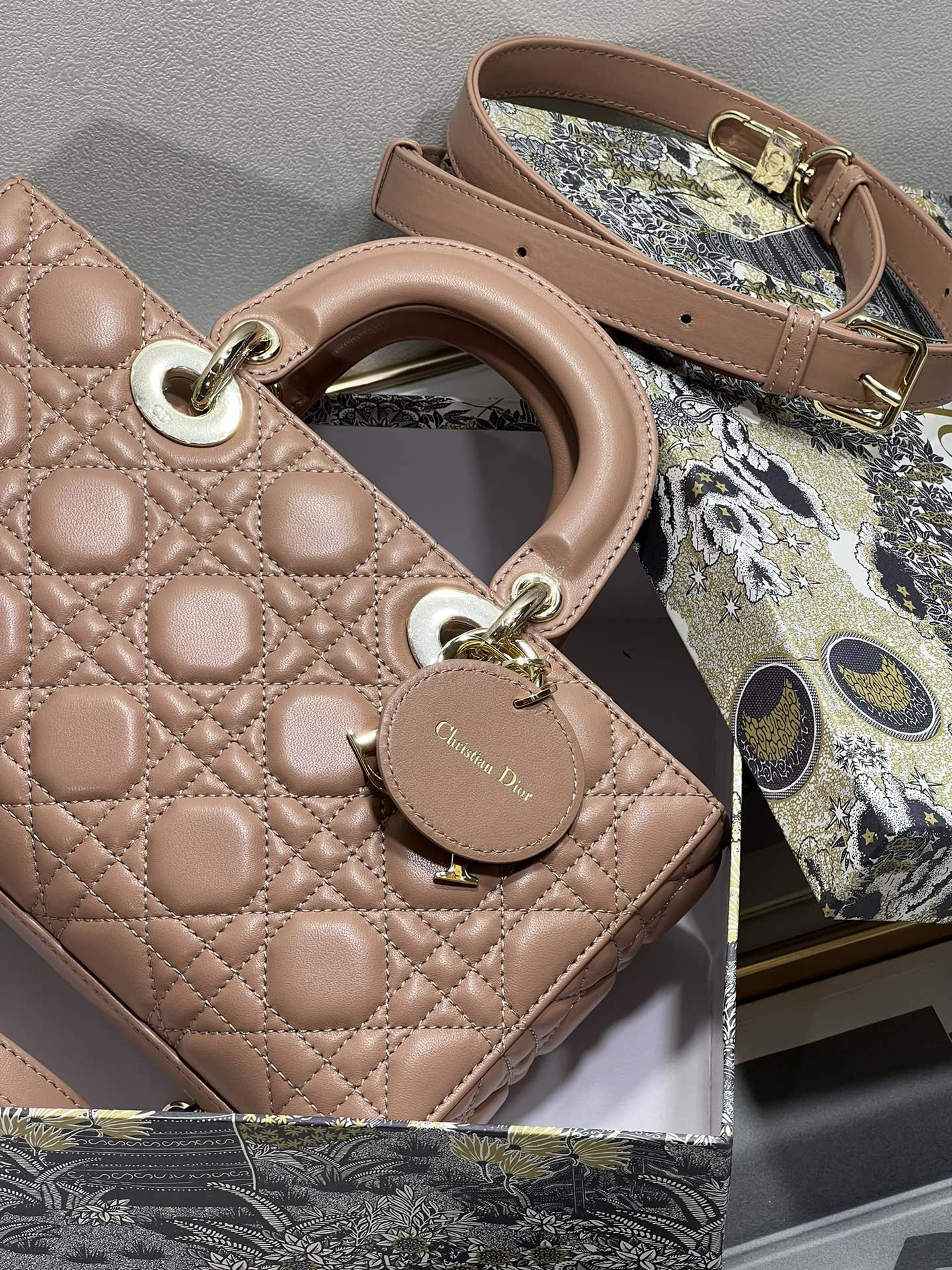 D10r Lady D-Joy bag medium Dark pink 26 x 13.5 x 5 cm