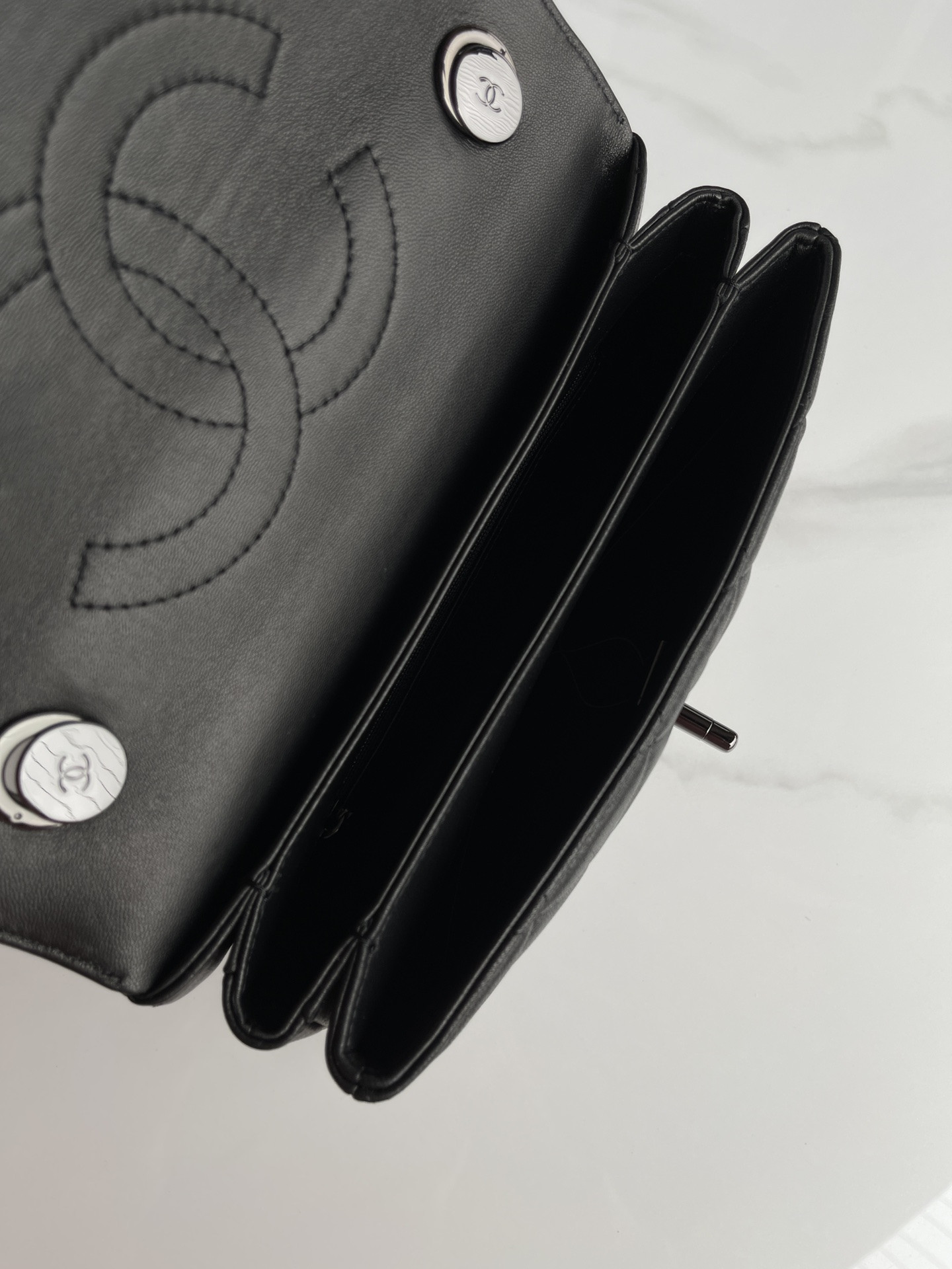 Ch**el FLAP BAG WITH TOP HANDLE BLACK 6.6 × 9.8 × 4.7 in