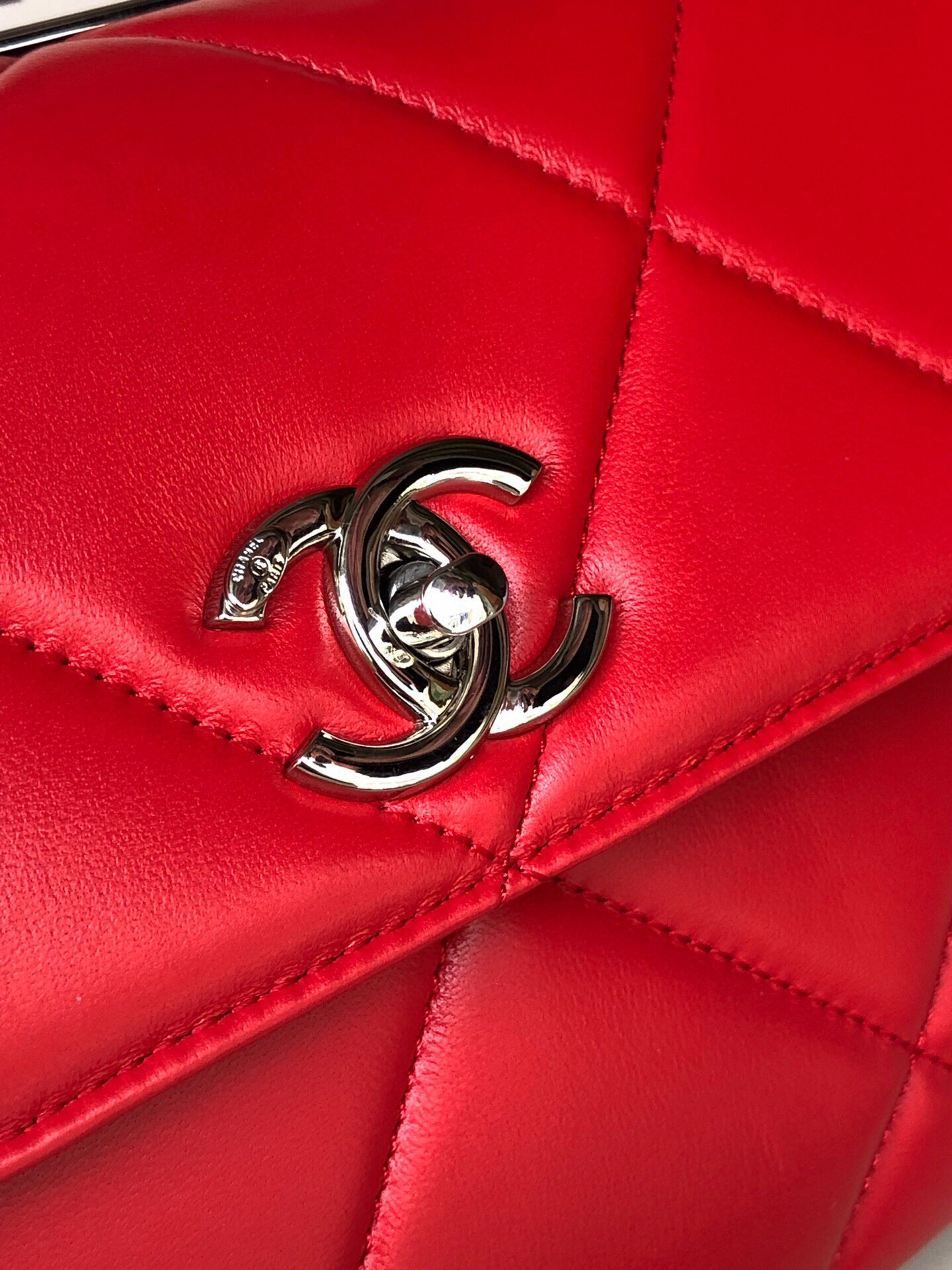 Ch**el FLAP BAG WITH TOP HANDLE 6.6 × 9.8 × 4.7 in