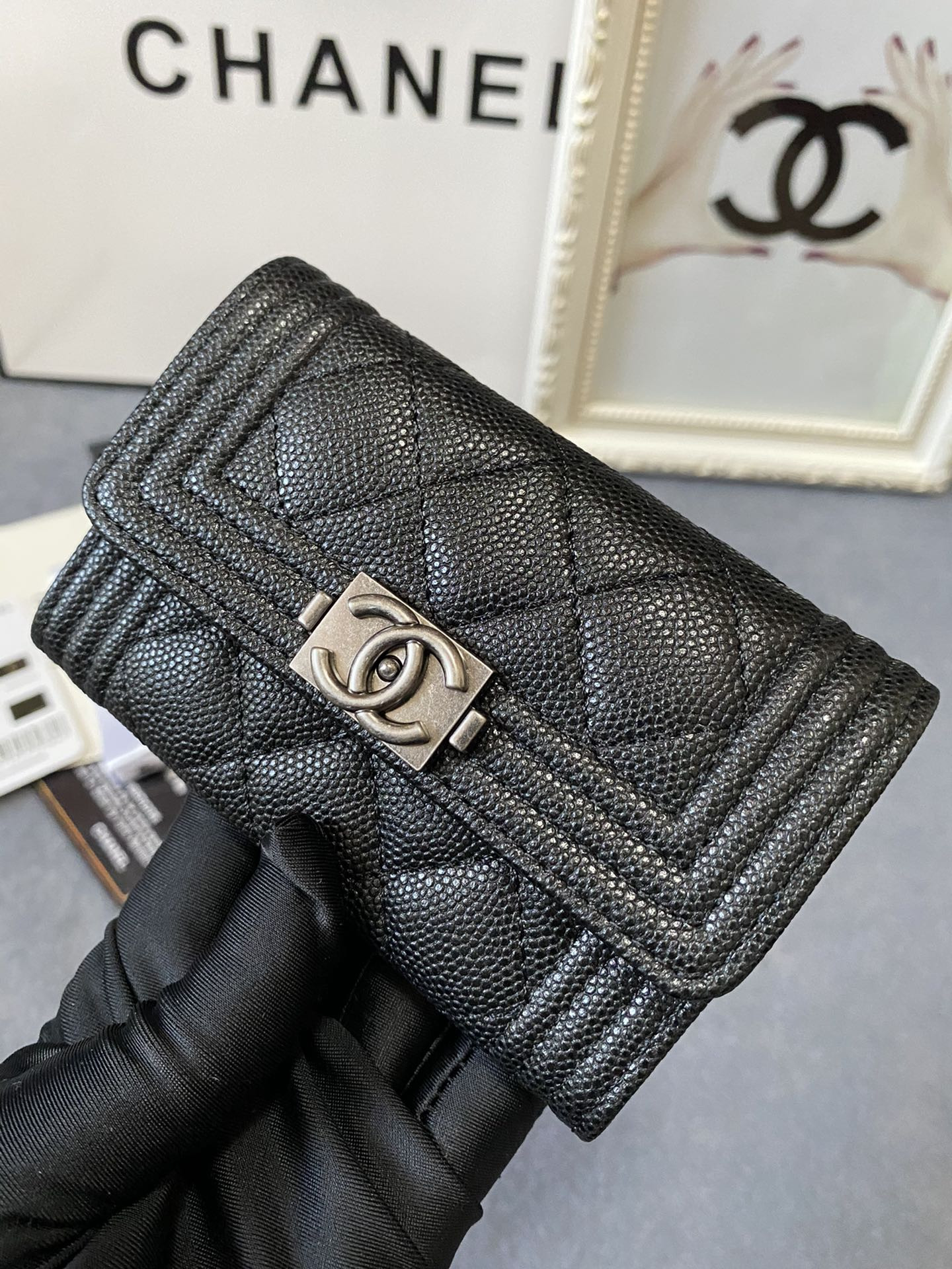 Ch**el FLAP WALLET 12-7CM