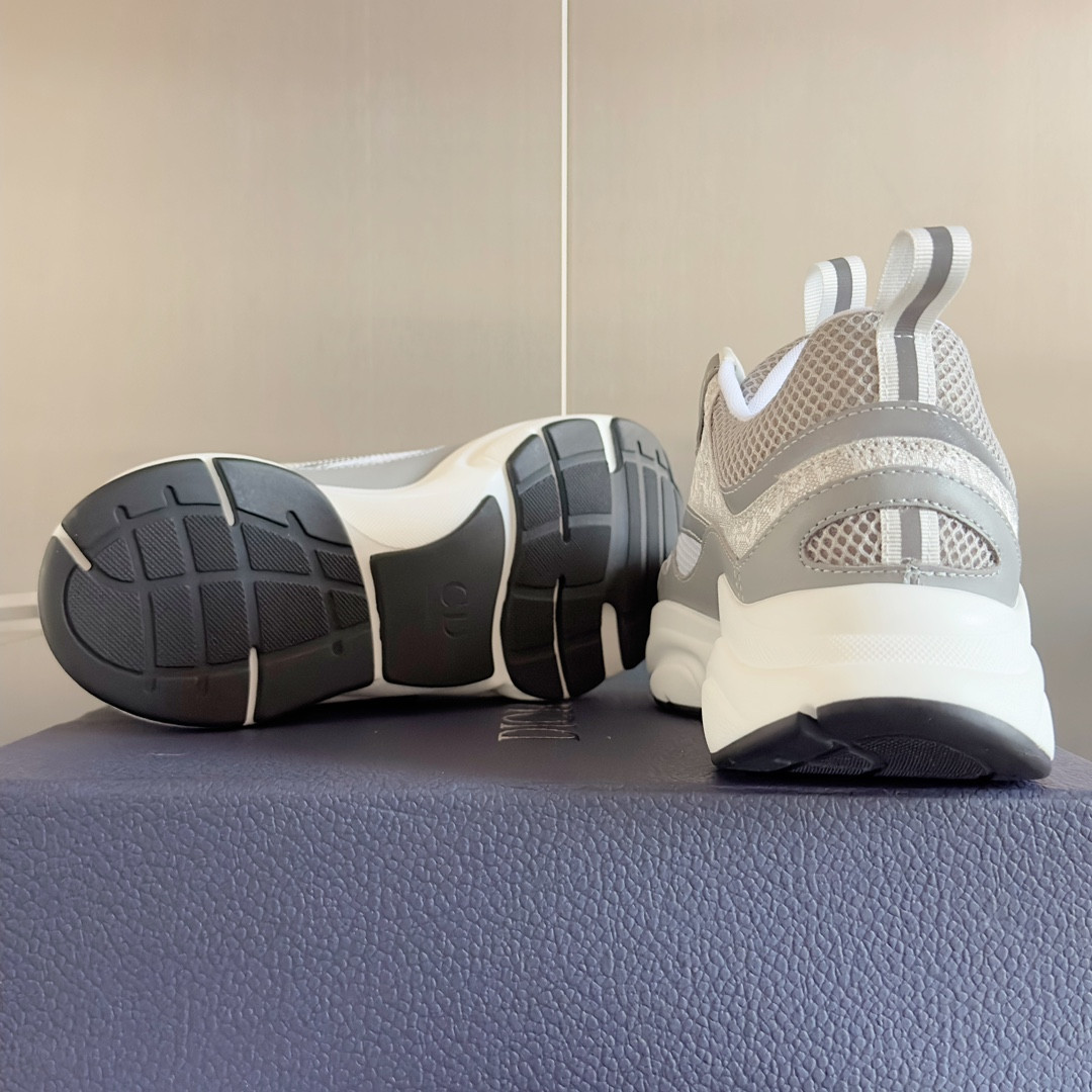 UA D10r B22 white Sneaker