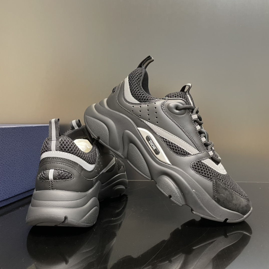 UA D10r B22 black Sneaker