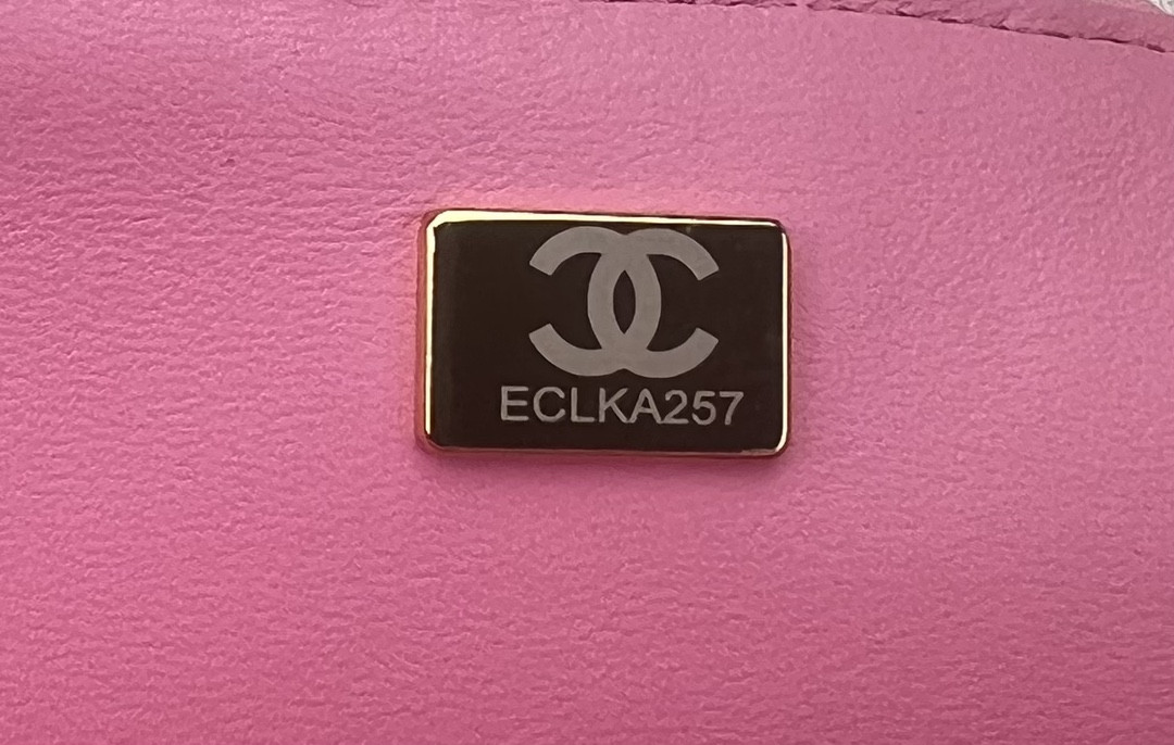 Ch**el CLASSIC 11.12 HANDBAG Tweed & Gold-Tone Metal 6 × 9.9 × 2.5 in