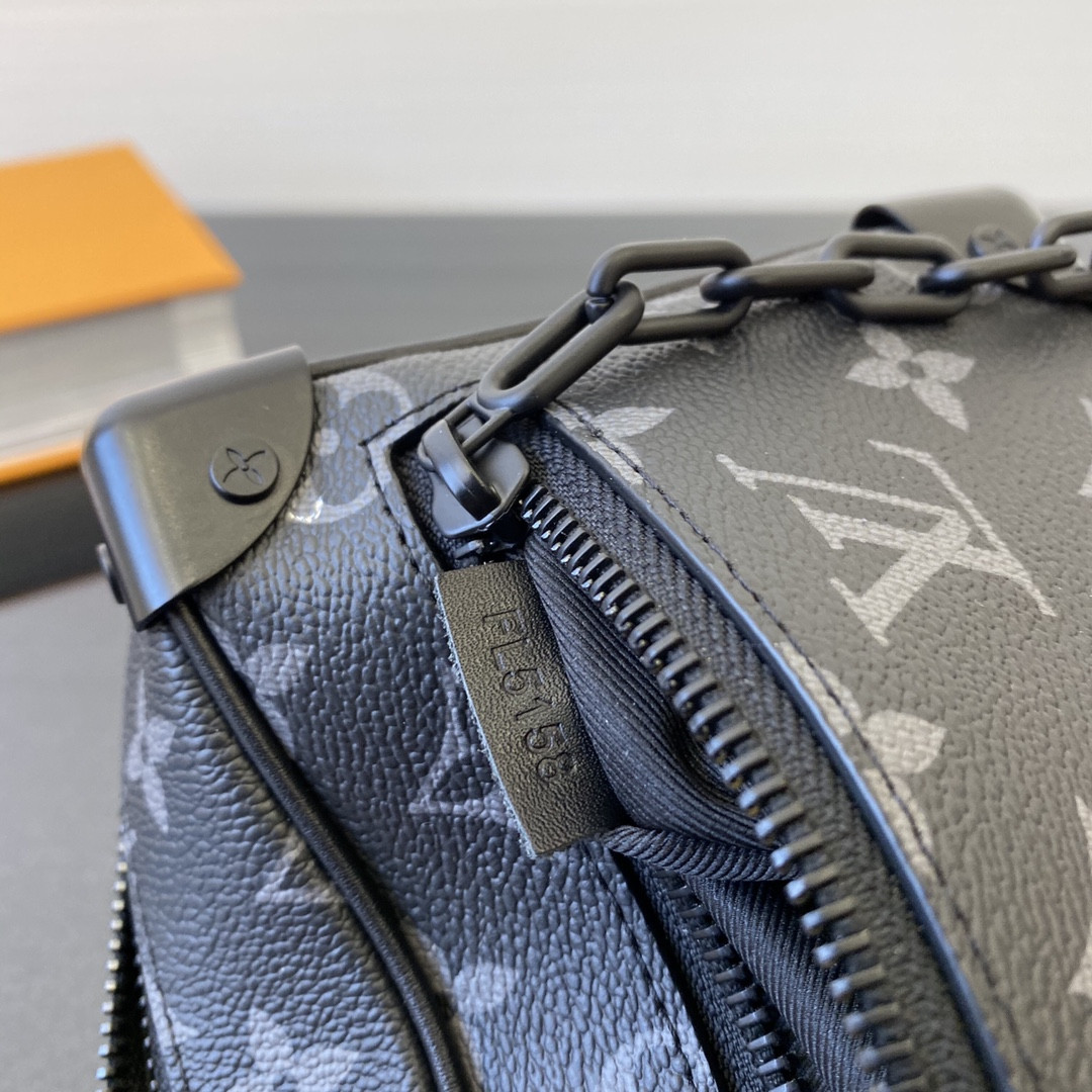 L0vis Vvtt0n Mini Soft Trunk M44735 7.3 x 5.1 x 3.1 inches