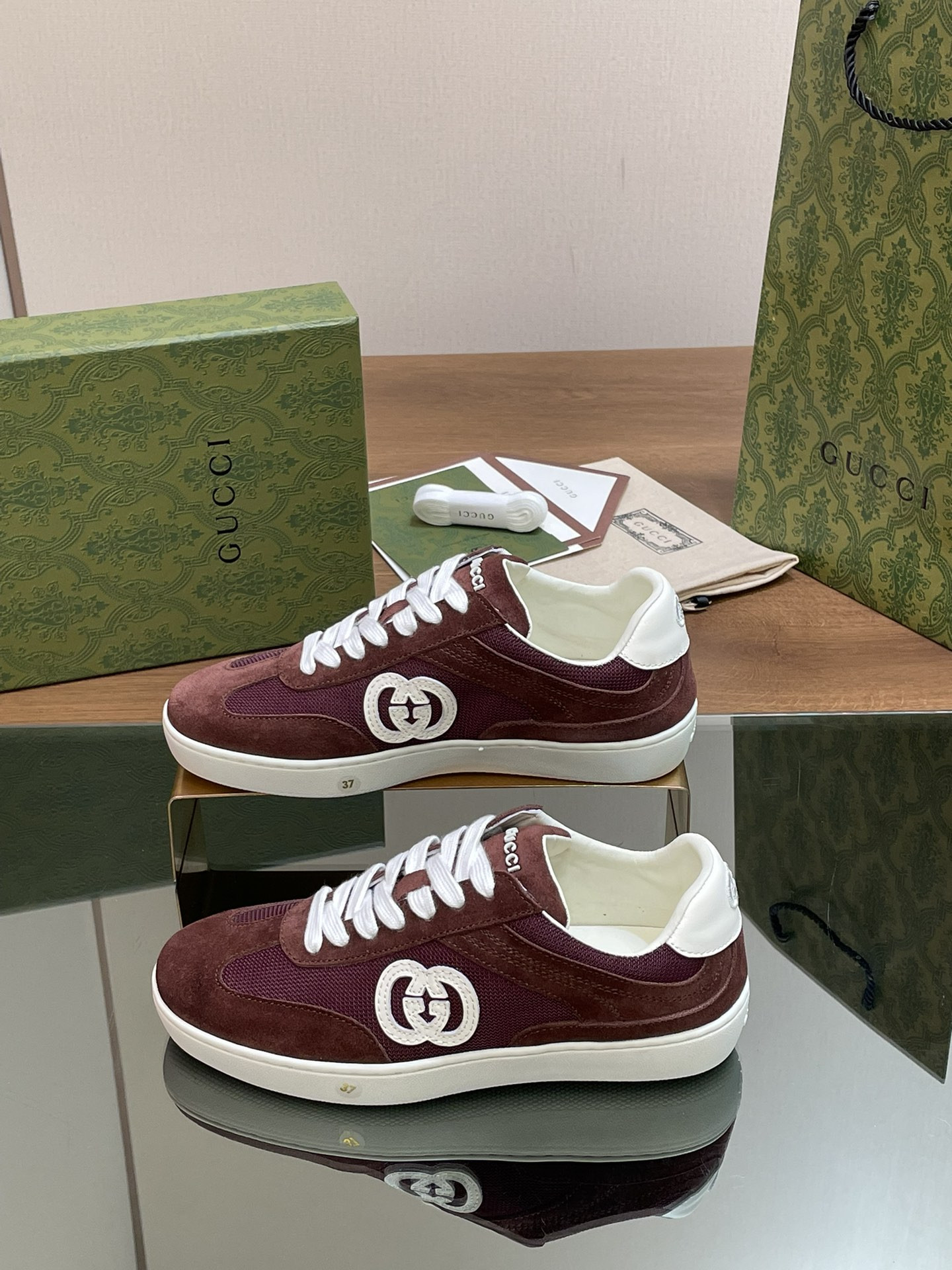 UA Gvc*1 INTERLOCKING G SNEAKER Red