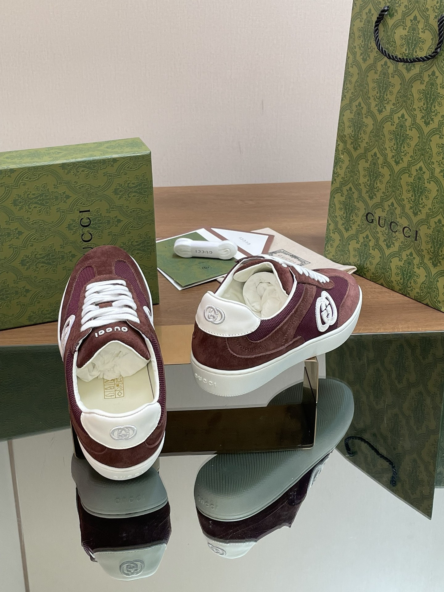 UA Gvc*1 INTERLOCKING G SNEAKER Red