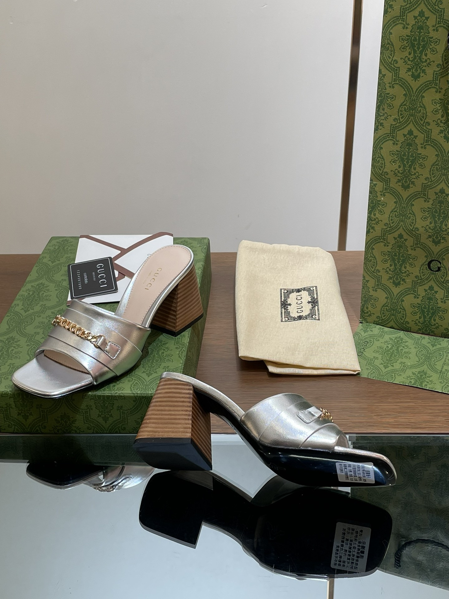 UA Gvc*1 SIGNORIA SLIDE SANDAL