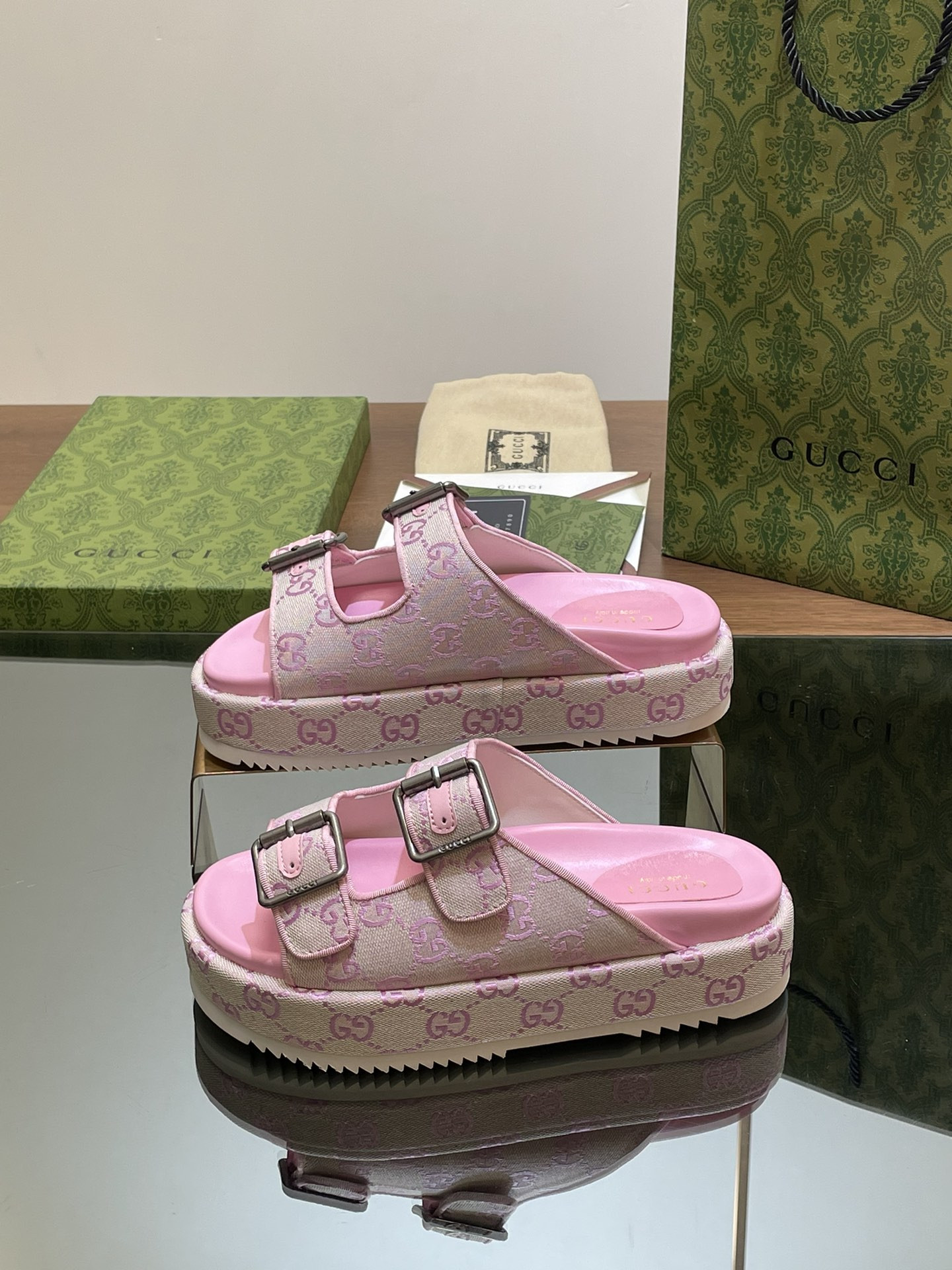 UA Gvc*1 SANDAL WITH DOUBLE G