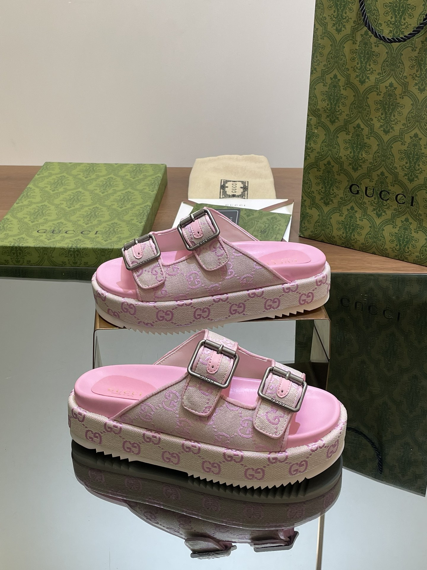 UA Gvc*1 SANDAL WITH DOUBLE G