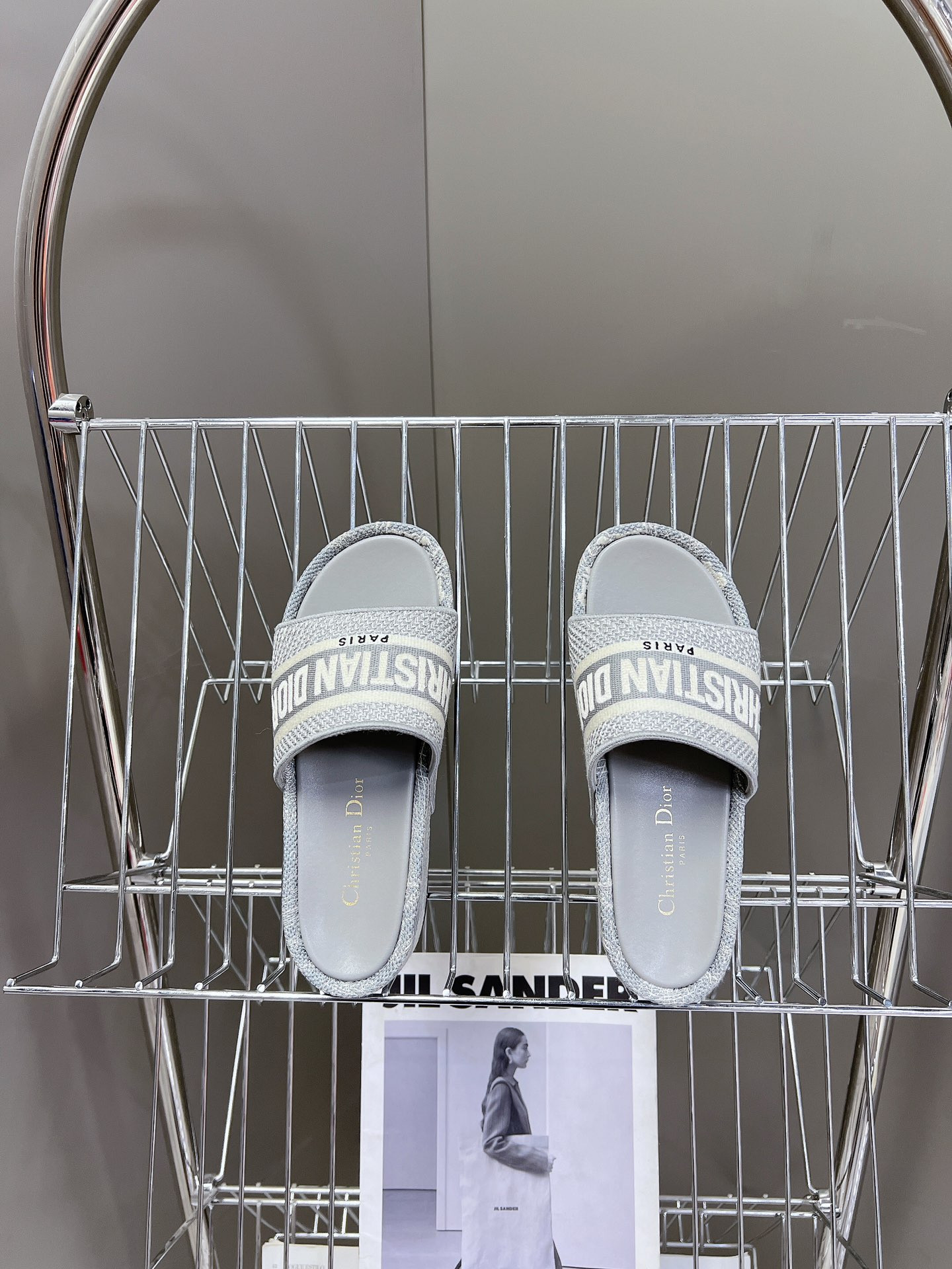 UA D10r Platform Sandals