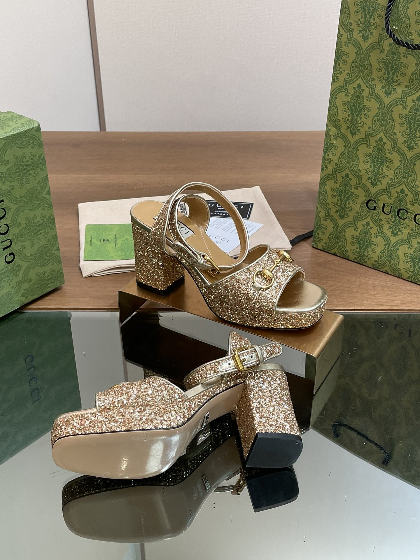 UA Gvc*1 HORSEBIT PLATFORM SANDAL