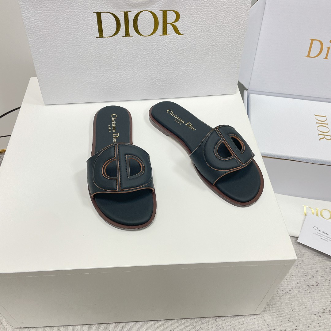 UA D10r D-Club Slide Black