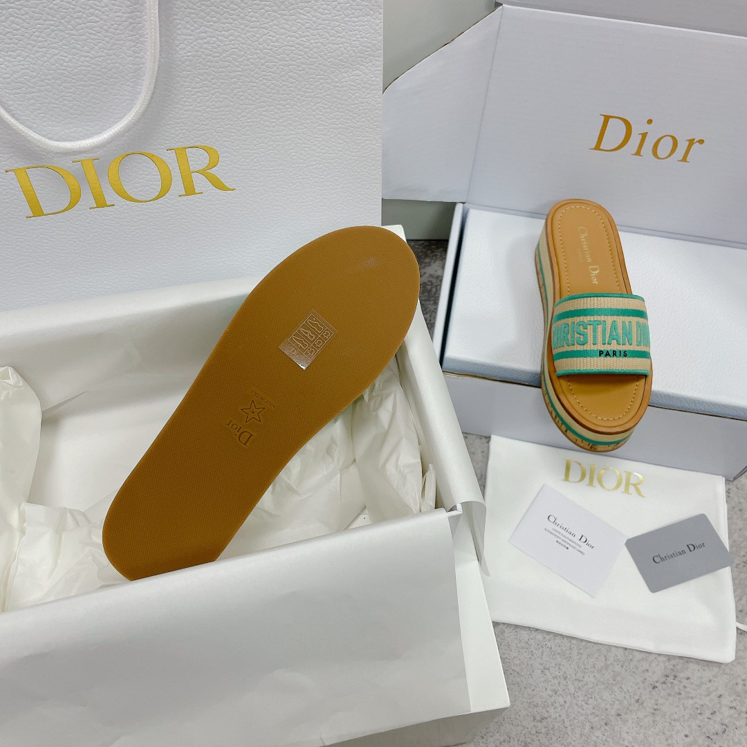 UA D10riviera Dway Platform Slide