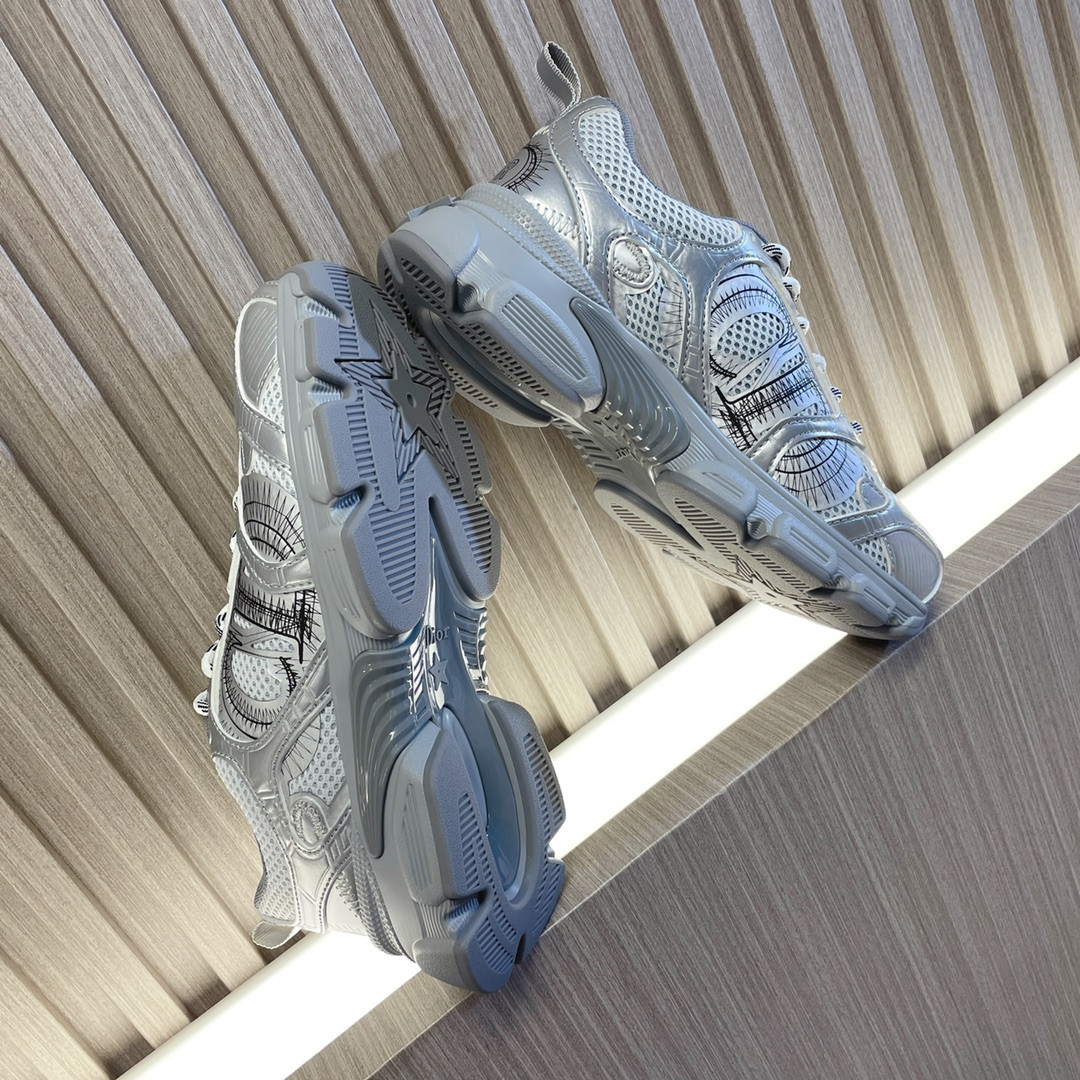 UA D10r Chrono Sneaker Gray Mesh with Silver-Tone