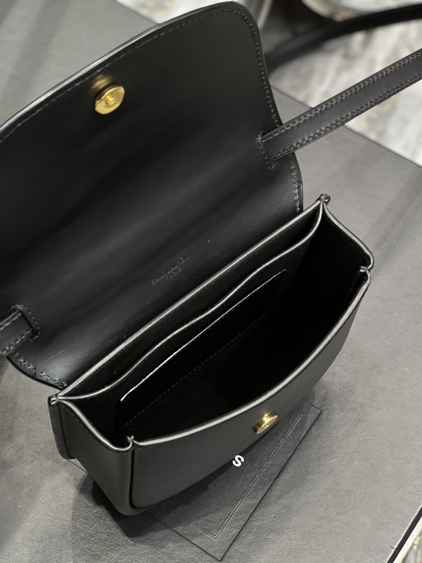 Y51 KAIA SMALL SATCHEL IN SMOOTH LEATHER 7.2 X 6.1 X 2.1 INCHES