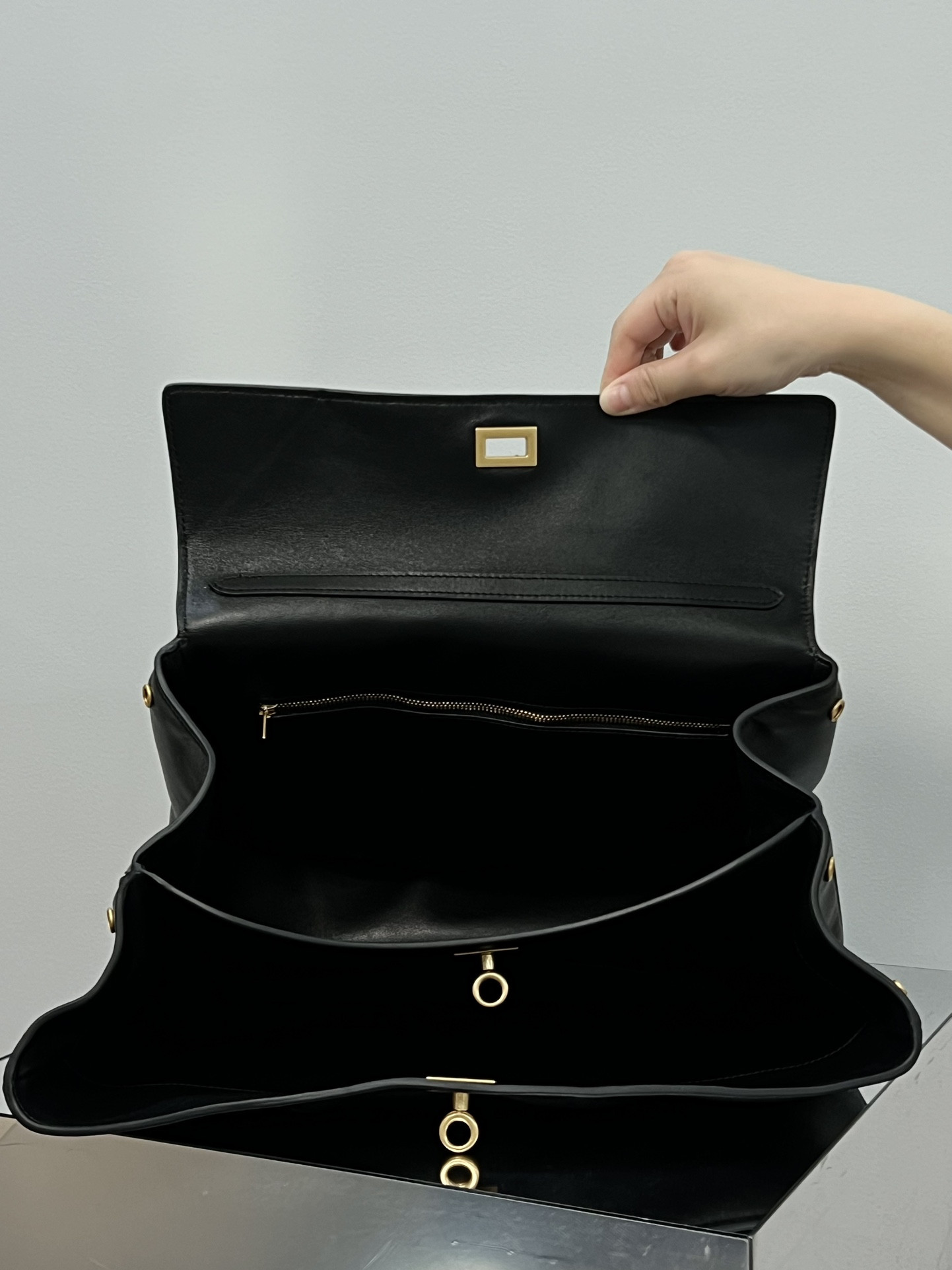 Ba1en*iaga Rodeo Medium 35x23.3x10.9cm