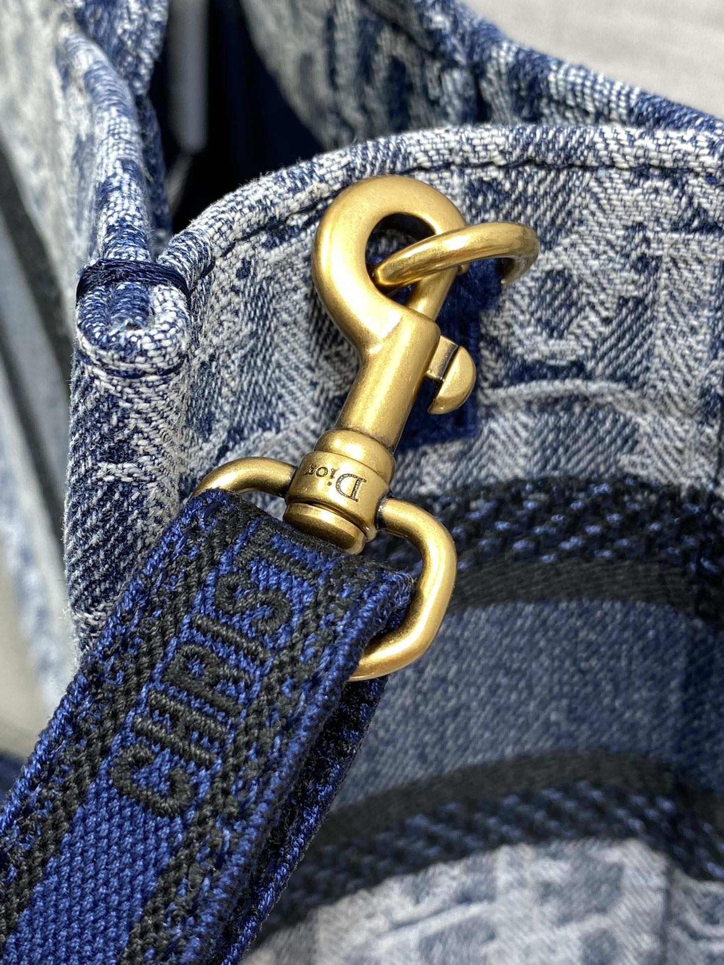 Mini D10r Book Tote Blue Denim D10r Oblique Jacquard 21.5 x 13 x 7.5 cm