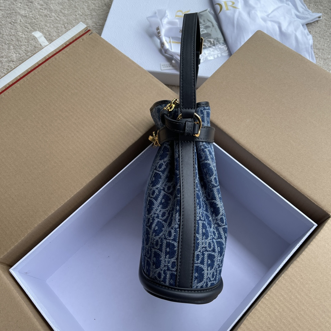 D10r Amber 30Montaigne 24.5×25×11cm