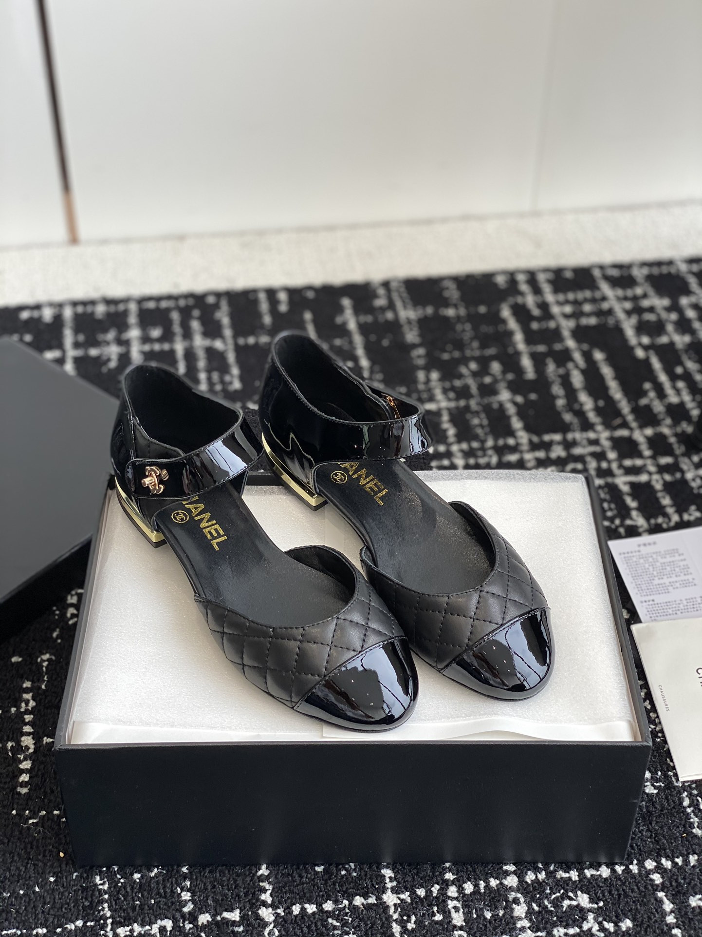 UA Ch**el MARY JANES