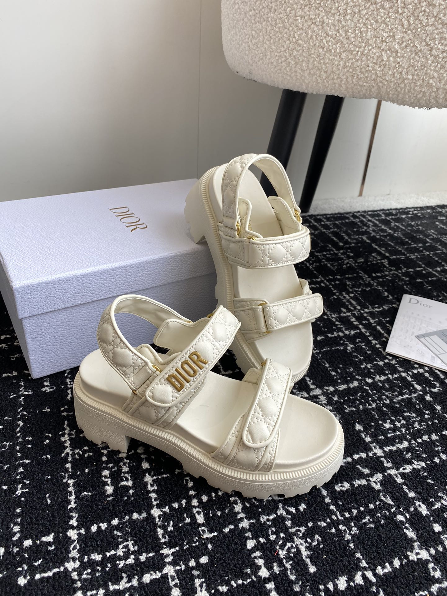 UA D10ract Platform Sandal