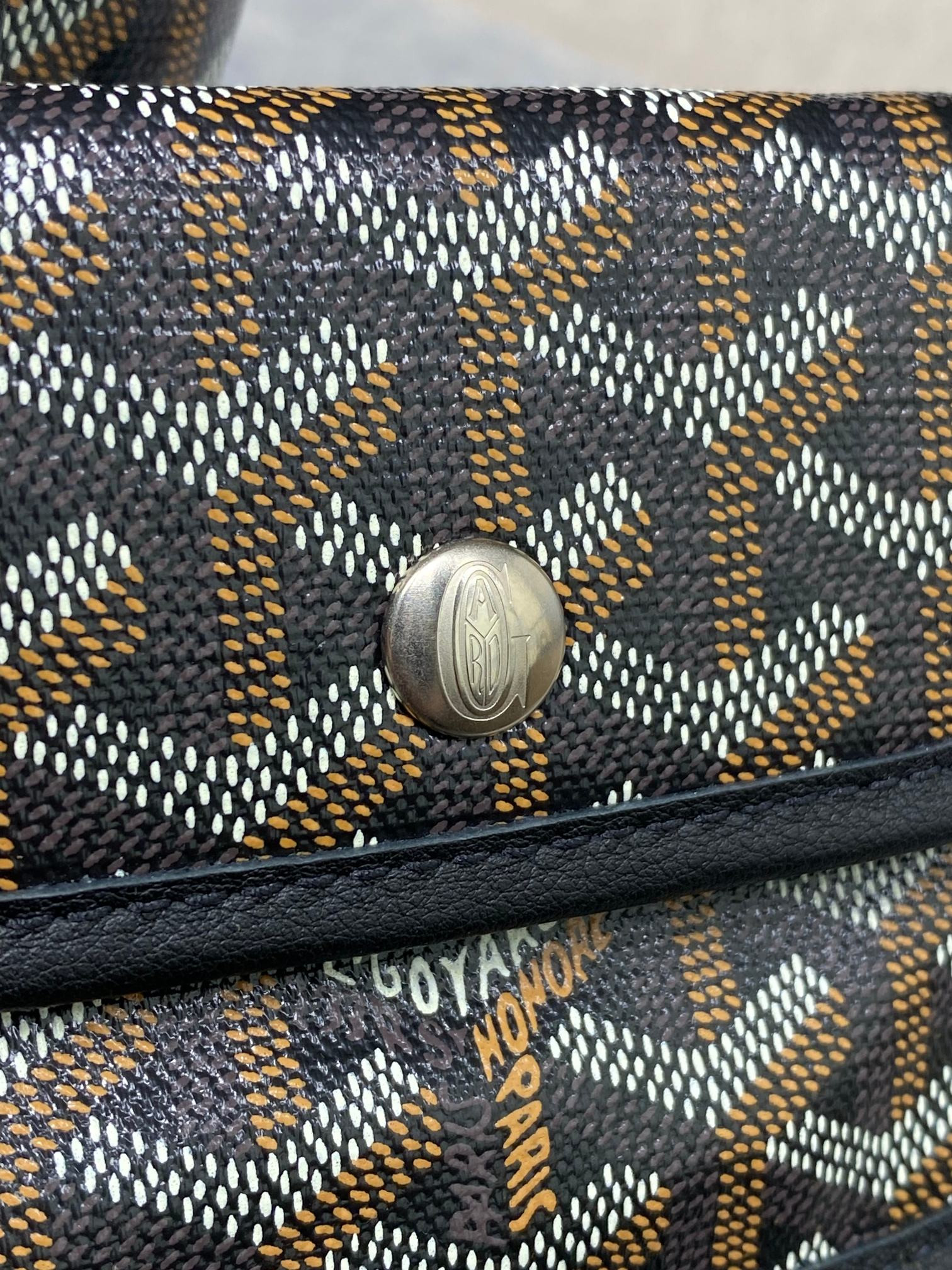 G09ard Anjou Mini Bag 20 cm x 10 cm x 20 cm