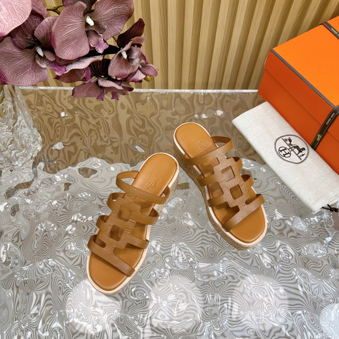 UA H**me5 Isabella 30 sandal