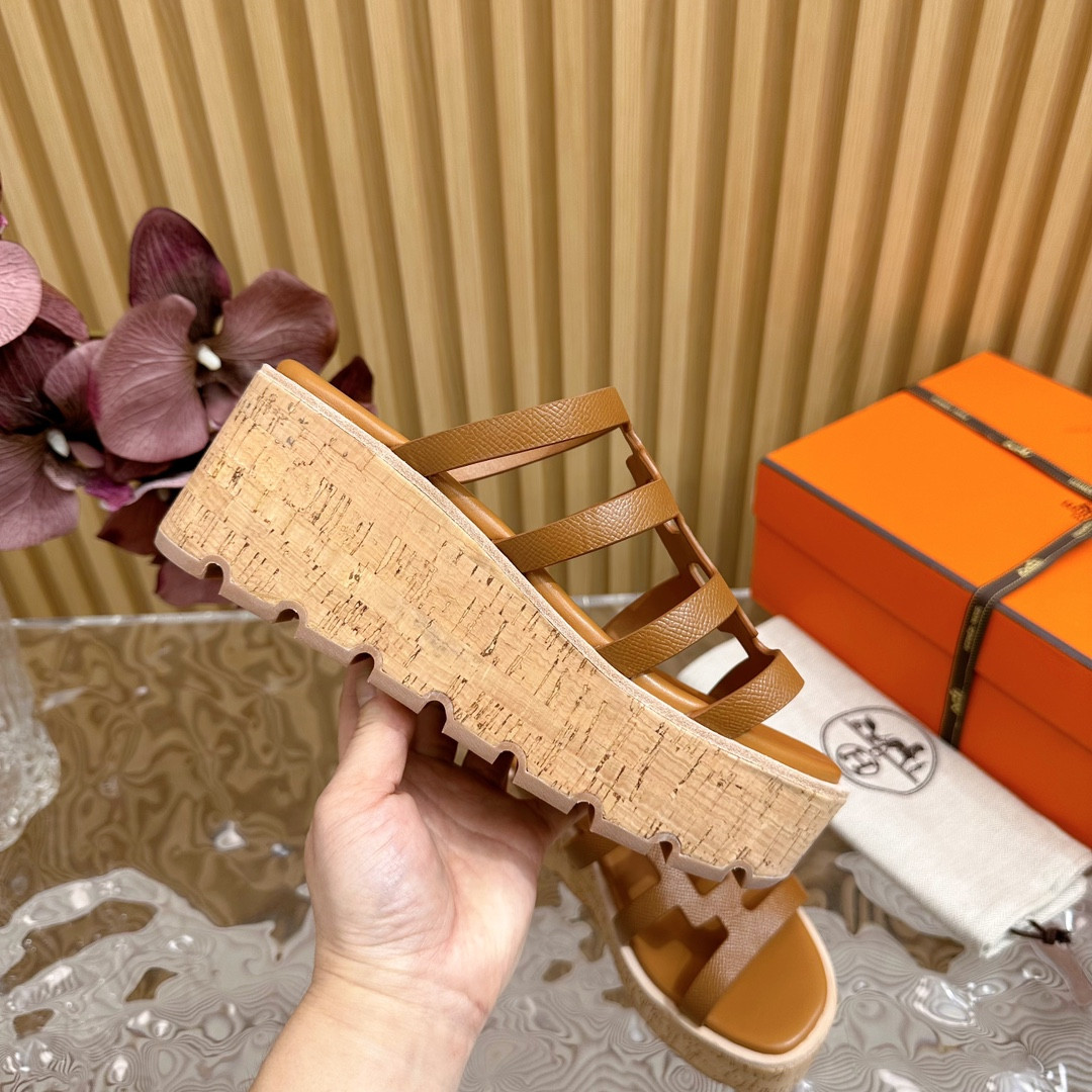 UA H**me5 Isabella 30 sandal