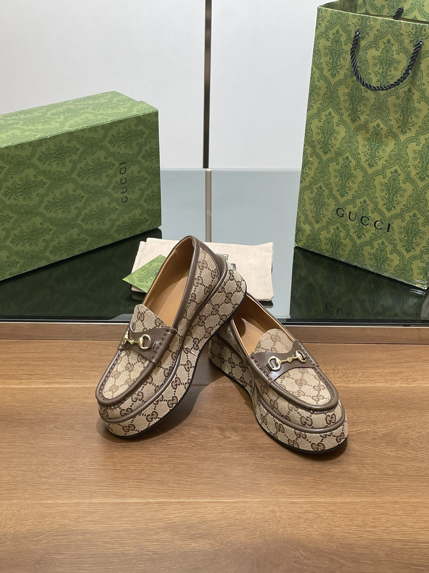 UA Gvc*1 HORSEBIT WEDGE LOAFER