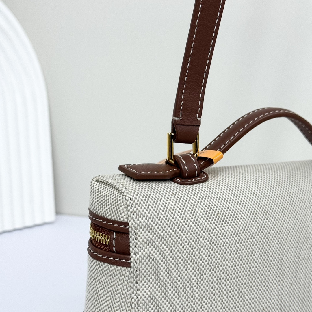 L0r0 P1ana Extra Pocket L19 Cotton, Linen 11 x 19 x 6.5 cm