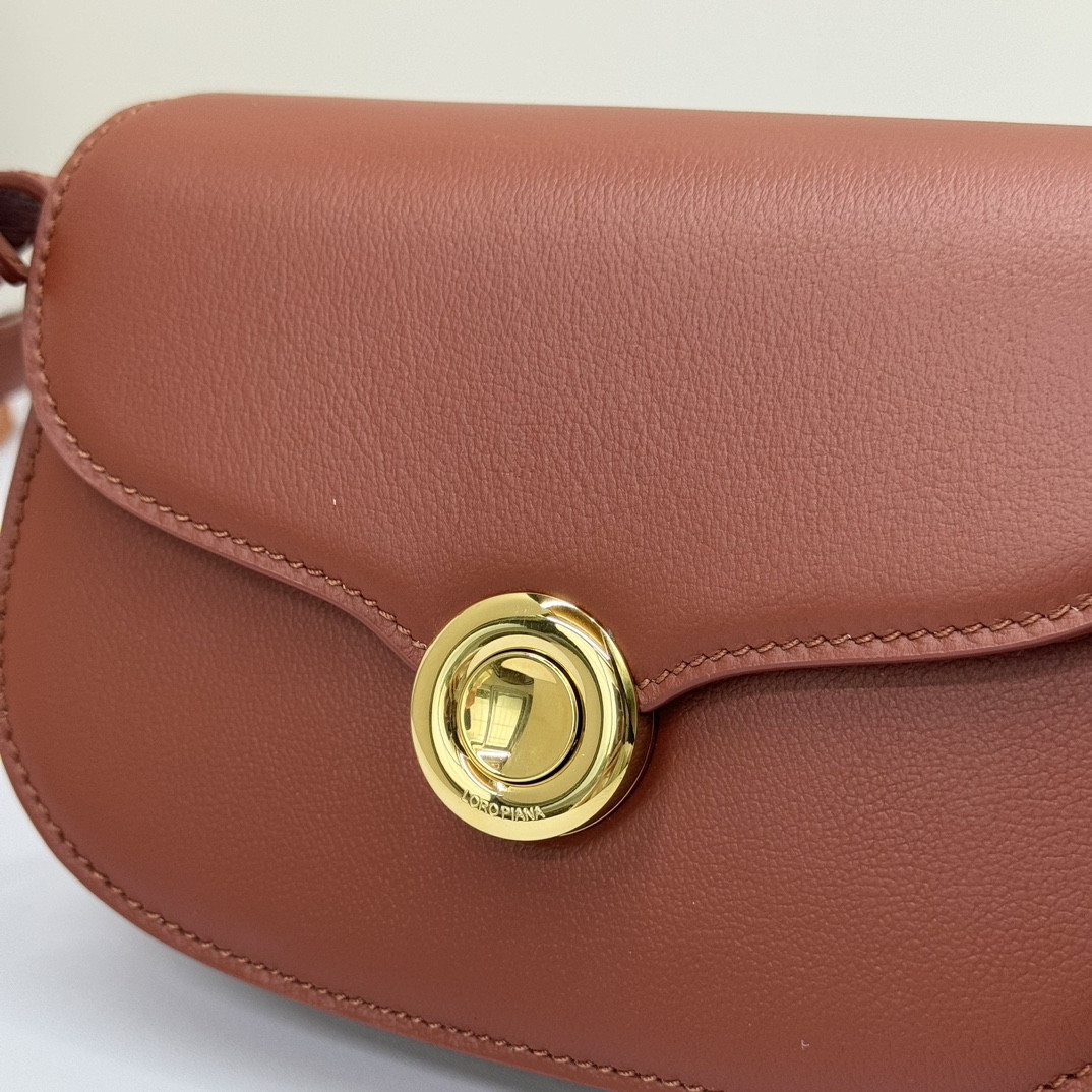 L0r0 P1ana Mini Ghiera Bag 18x13x7 cm