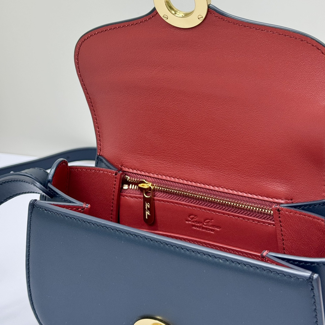 L0r0 P1ana Mini Ghiera Bag 18x13x7 cm