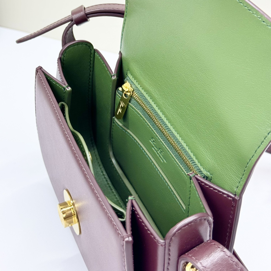 L0r0 P1ana Mini Ghiera Bag 18x13x7 cm