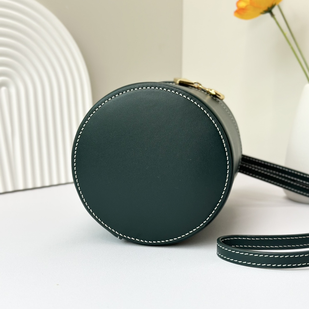 L0r0 P1ana Extra Case Smooth Calfskin 12 x16 x12cm