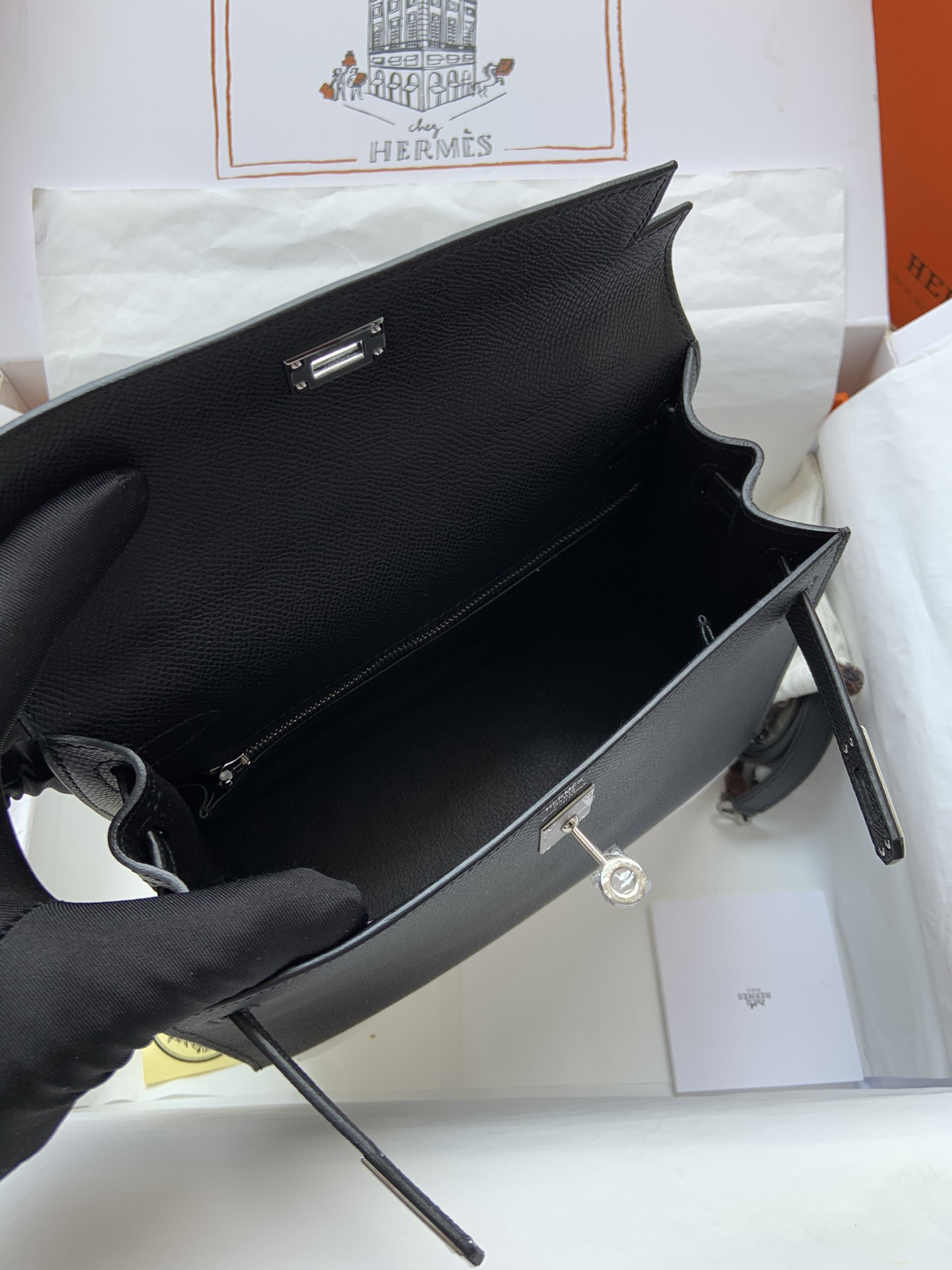 H**me5 Kelly Silver-tone Hardware 25 28