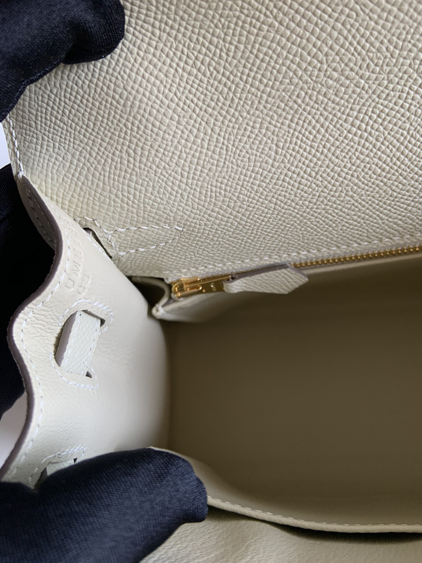 H**me5 Kelly Gold-tone Hardware 25 28