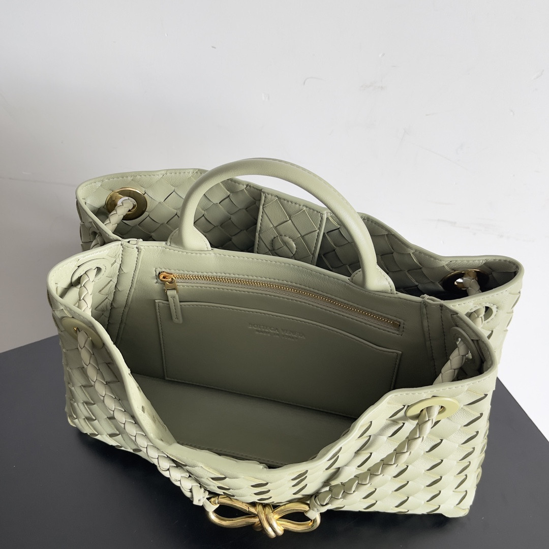 B0tt*ga Ven*ta East-West Andiamo 29x10x18CM