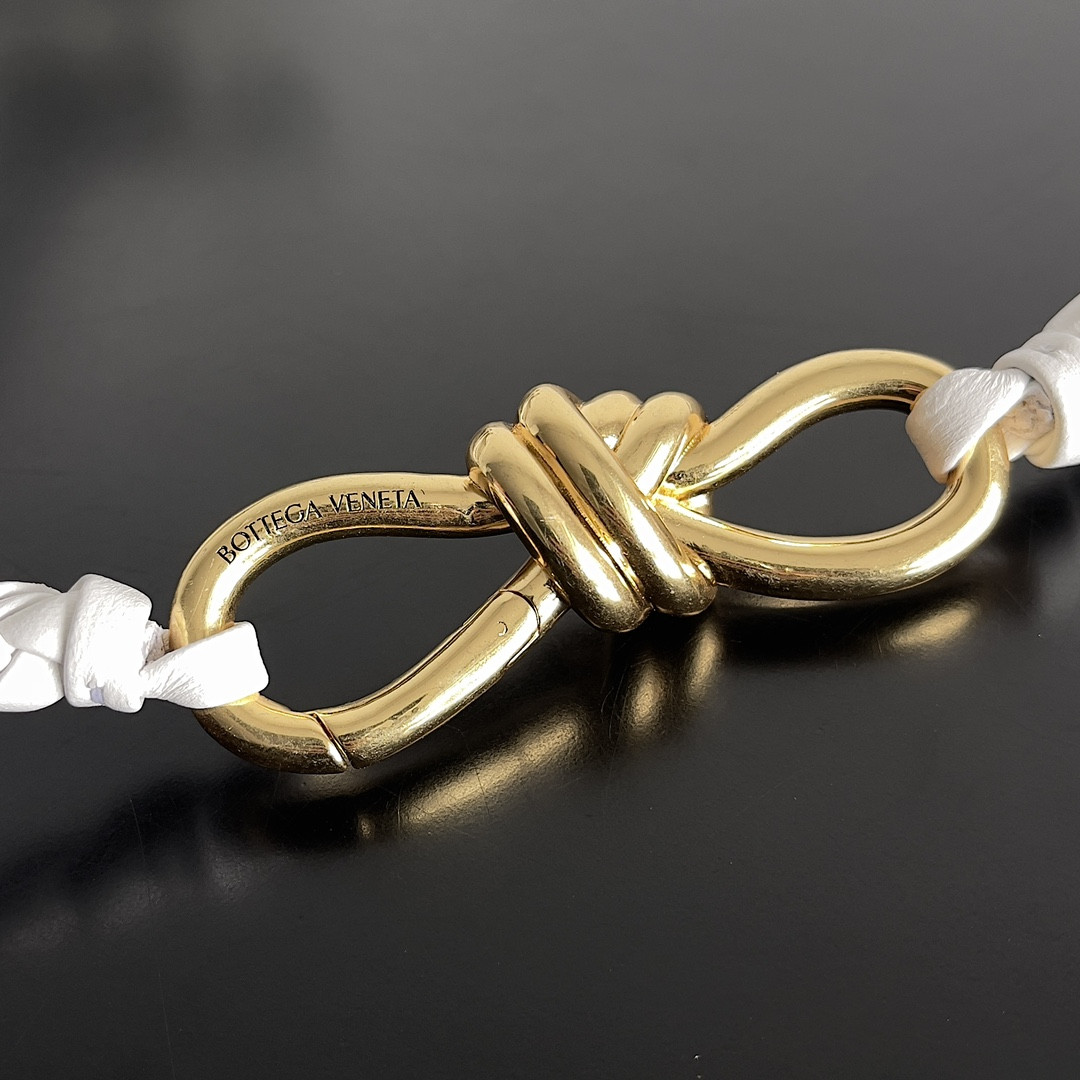 B0tt*ga Ven*ta East-West Andiamo 29x10x18CM